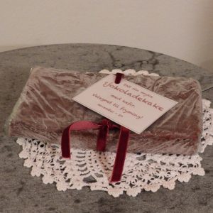 DNS kefirkake med sjokoladeglasur