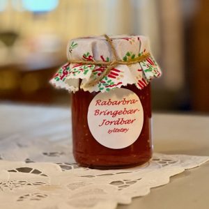 Syltetøy Rabarbra-Bringebær-Jordbær