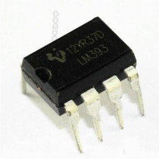 LM393 Low Power Voltage Comparator